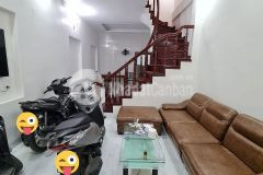 Bán nhà đẹp giá rẻ tại đống đa 4 tầng ngõ đẹp thông thoáng chỉ với 4.2 tỷ. lh 0927140173