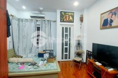 Chính chủ bán nhà mỹ đình, nam từ liêm 43m2, 4 tầng, mt 4.2m, giá 3.81 tỷ, lh 0835956891.