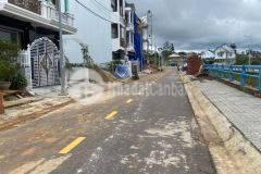 Bán gấp ks 12 phòng kinh doanh có thang máy đường nhựa 10m kqh phạm hồng thái