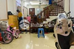 Bán gấp nhà cự lộc thanh xuân 40m2x4t giá 5.2tỷ.