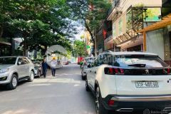 Bán nhà 70m2 phố nguyễn lân 7t thang máy phân lô quận đội chỉ 12.9 tỷ ngắm hồ rùa