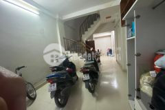 Nhà võng thị 40m 5 tỷ nhà hai mặt thoáng ngõ rộng, nông, gần phố. ngõ kinh doanh.