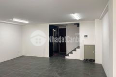 Hot phố hoàng đạo thúy thang máy thông sàn 130 vỉa hè đá bóng 120trtháng 25 tỷ