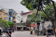 Nhà mặt phố cầu giấy 7t thang máy mt6m 110m vỉa hè đá bóng kinh doanh 80trtháng 24 tỷ