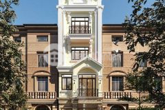 Bán nhà phân lô nguyên hồng. ôtô tránh mt rộng kinh doanh. 70mx8txmt 6m. 20,8 tỷ