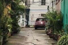 Nhà 3 tầng,hẻm xe hơi,ngang 5m ngay ca p.11 lê văn thọ,p.11,gvgiá tốt.