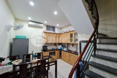 Bán gấp nhà trường chinh, đống đa, dt 52m x4t, mt3,8m, giá 5,3 tỷ.