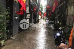 Nhà phân lô 40m ô tô đỗ tô hiệu hà đông tiện ích đầy đủ 4,6 tỷ.