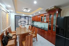 Bán nhà hà nội chính chủ bán nhà 50m2 x 5t, mt 4.3, oto vào nhà, giá 10.2 tỷ.