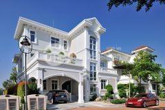 Bán gấp biệt thự mặt tiền đường trần phú, hướng đông nam.