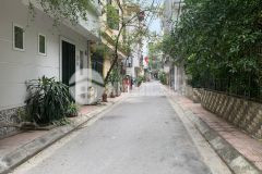 Bán nhà plô nguyễn khang, 32m x 5t, ô tô đỗ cửa, kinh doanh, chỉ 5 tỷ