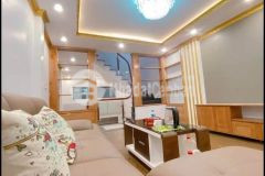 Nhà đẹp 38m ô tô đỗ phố trần đăng ninh hà đông tiện ích đầy đủ nhỉnh 4 tỷ.