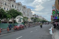 Nhà 1 đời chủ hẻm xe hơi,2 mặt tiền,khu vip phan văn trị,p.10,gvgiá nhỉnh 5 tỷ