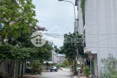 Bán đất khu đấu giá quang tiến tây mỗ. 77m2. mt 4.2m. giá 5.5 tỷ. lh 0978948685