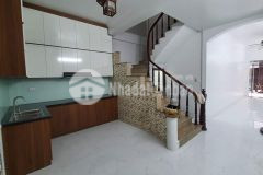 Bán nhà phố chùa quỳnh, 40m2, 4 tầng, ô tô đỗ cửa 5,2 tỷ