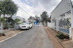 Hôm nay em cần bán gấp căn nhà 2 mặt tiền đường chính nhà mặt tiền hoàng hoa thám p10 dalat