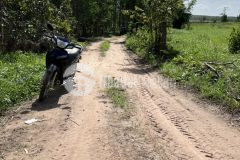 Tân tiến lagi 1,9 mẫu 6,5 tỷ núi đất gần biển dân cư