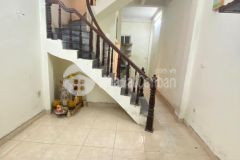 Nhà hiếm phố hoàng quốc việt cầu giấy không lo ngập lụt rộng 30m2 3 tầng mặt tiền 3.5m giá 3t500