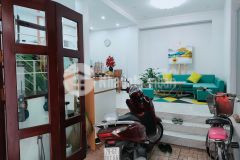 Bán nhà hà nội chính chủ bán nhà 50m2 x 4t, mt 6.5m. giá 6.5 tỷ.