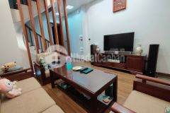 Bán nhà phố nguyễn văn cừ, ngọc lâm, 65m2, 5 tầng, vỉa hè, thang máy, kinh doanh