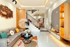 Chính chủ bán gấp nhà đẹp lung linh, kxh tránh, ông ích khiêm, chỉ 4 tỷ