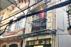 Chính chủ cần bán vip mặt phố đống đa ô tô quay đầu nội thất nhập khẩu s30m2 4 tầng mt 4m