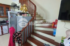 Siêu hiếm, bán nhà ngõ 260 cầu giấy, dt 30m, 5 tầng mới xây 3 năm. 3.89 tỷ