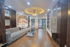 Nhà cực đẹp, phố khương trung, 32m, 4 tầng, mặt tiền rộng, nhỉnh 2 tỷ. lh 0975124520.