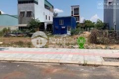 Cần bán đất nền khu đô thị hoà quý. b2.140. dt 100m2. đường 7m5