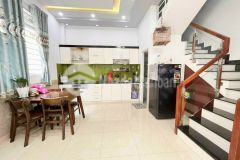 Bình thạnh 7 x 5,5m 2 lầu 3pn hẻm 4m, 240 nơ trang long