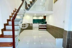 Nhà nhỏ xinh 1 lầu mặt tiền hẻm đường số 42, phường tân quy, quận 7