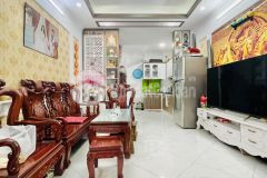 Bán nhà đẹp phố hoàng mai, vài bước chân ra mặt phố, 35m2 x 5 tầng, mt 3.9m