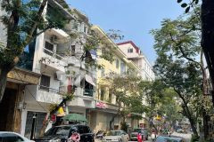 Lô góc ô tô tránh, dừng đỗ ngày đêm kinh doanh yên ninh cửa bắc quan thánh c