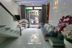 Tân bình bán nhà đẹp, 4 x 11m, 2 lầu, 5.7 tỷ bớt, hoàng bật đạt