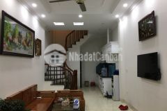 Bán nhà 5 tầng tư đình long biên, gần chợ tư đình 3,5 tỷ.