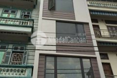 Phố 83 hai bà trưng3 tầngngõ thông oto tránh105m17,x tỷ lh 058.99999.63