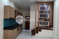 Bán nhà 31 ngõ 63939 hoàng hoa thám, ngõ thông ba gác, lô góc dt 30m5 tầng4.2 tỷ