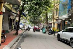 Bán nhà phố mặt tiền quận thanh xuân, dt 90m, mt 7.3m, thuận lợi kinh doanh.