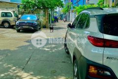 Chủ gấp bán hạ chào còn 9 tỷ căn nhà đẹp và chất lượng ạ.