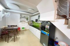 Cần bán căn nhà cầu giấy lô góc hơn 30m, 5 tầng, gần ô tô, ngõ thoáng. giá chỉ nhỉnh 3 tỷ rưỡi