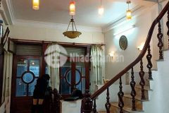 Phân lô ô tô đỗ cửa ngày đêm hơn 100m ra phố quang trung nhà 2 mặt ngõ lh 0585833166