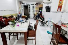 Nhà sổ hồng riêng trần xuân soạn phường tân hưng quận 7 3.35 tỷ.