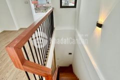 Cc nhờ bán nhà mới ngõ 173 hoàng hoa thám, 37m, 5t, mt3.5m, 5.45 tỷ. 2 thoáng, ô tô 5m