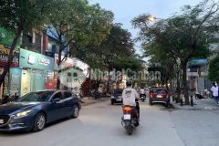 Bán gấp lô đất lê đức thọ nam từ liêm,phân lô 3 ô tô tránh vỉa hè, 60m2, mt 5.5 m, giá 11.9 tỷ.