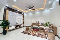 Lô góc tặng nội thất hồng mai hai bà trưng 43m x 5t, giá 3.9 tỷ.