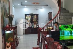 Nhà đẹp ở ngay xa la hà đông 40m x 4t,mt 4.1m, 3.8 tỷ, có tlcc.