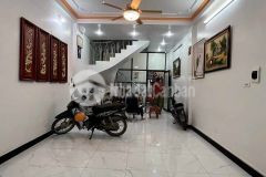 Hót hót nhỏ nhưng siêu dòng tiền 55m x 5t,5,5 tỷ, gần ô tô.cách hồ đền lừ 100m.