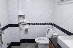 Nhà 2 mặt ngõ ô tô tránh.