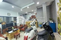 Bán nhà phố đại la, 20m ra phố, mặt ngõ nông, kinh doanh, 72m giá 7.2 tỷ.