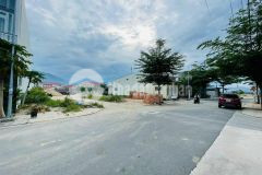 Vị trí đất vàng tại nam nha trang chính chủ hạ giá bán nhanh lô góc ngã 4 tại trường chính trị phư